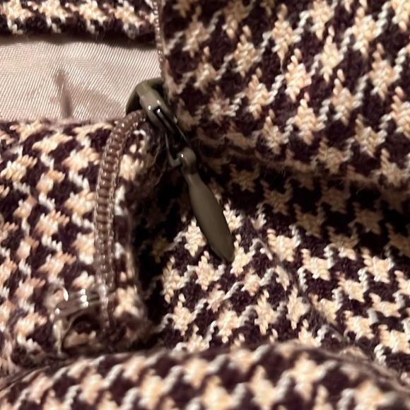 Ralph Lauren Collection Purple Label Cotton & Cashmere Blend Houndstooth Skirt - Picture 4 of 14